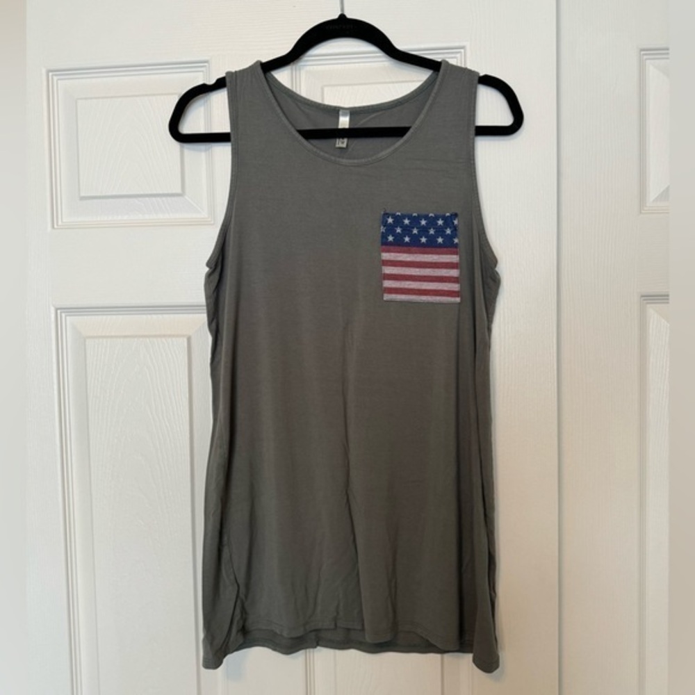 American Flag pocket tank